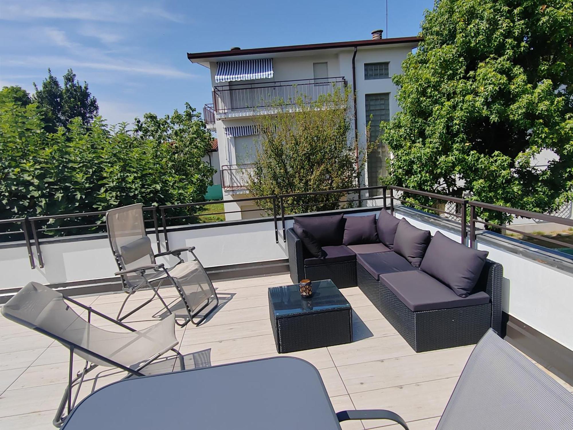 La Terrazza - Very Quiet - Free Park - 3 Min From Varese Center And Lake - Air Conditioning - Cycling Friendly Экстерьер фото