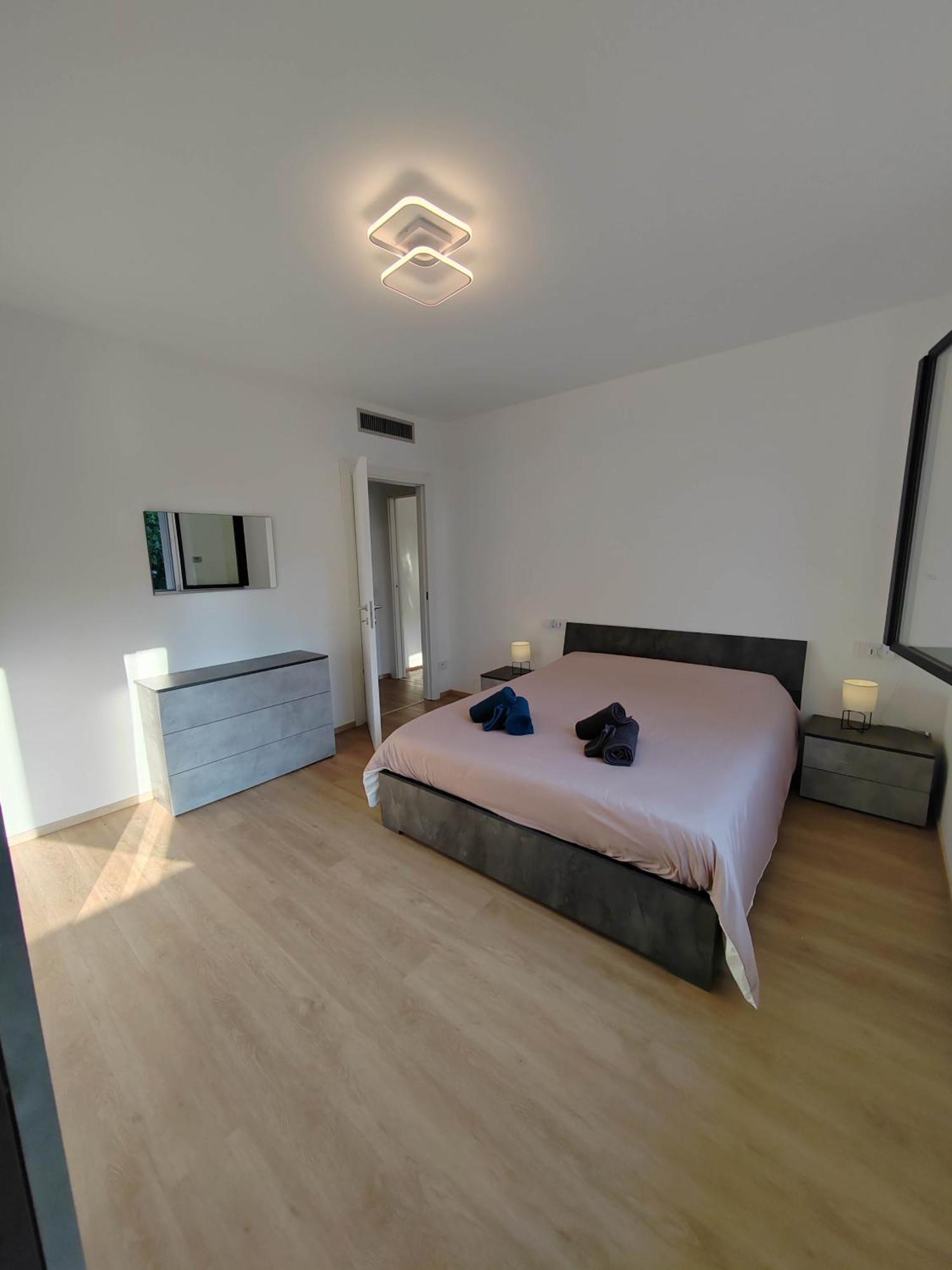 La Terrazza - Very Quiet - Free Park - 3 Min From Varese Center And Lake - Air Conditioning - Cycling Friendly Экстерьер фото